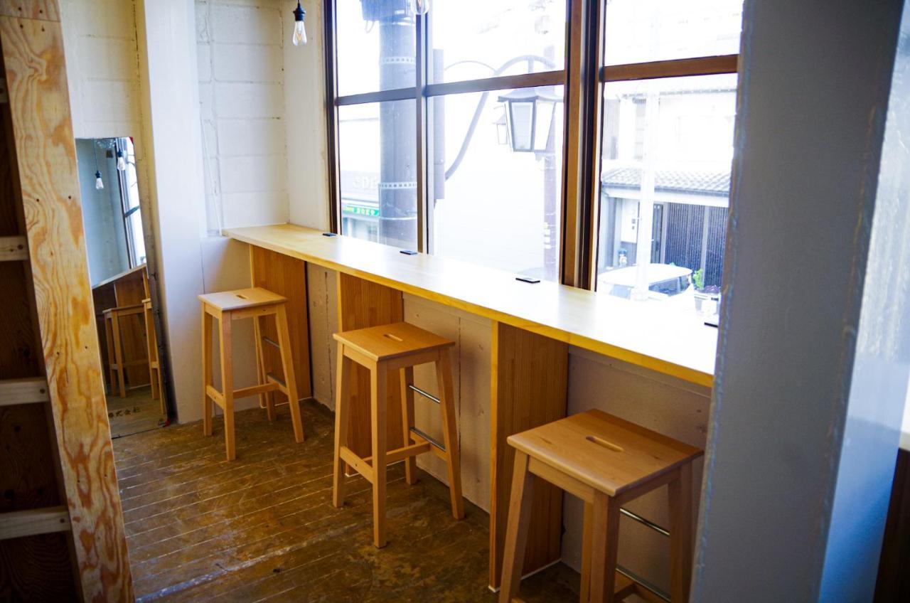 Hostel Travelers' House Roots Takaoka Exterior foto