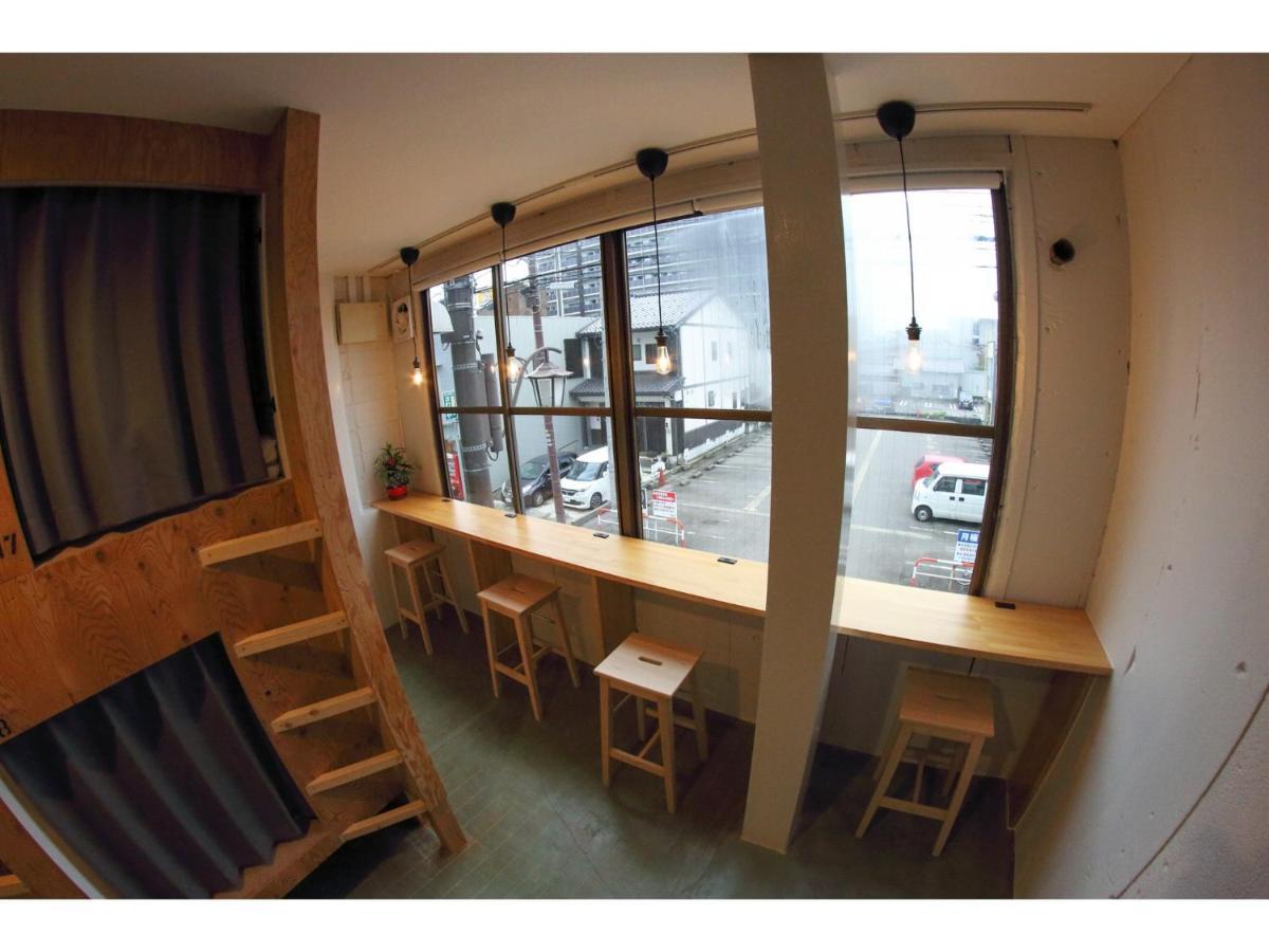 Hostel Travelers' House Roots Takaoka Exterior foto